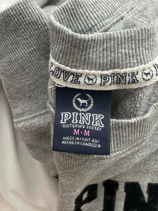 PINK Victoria's Secret Grey Logo Pullover with Polka Dot Accent Medium - Picture 2 of 4